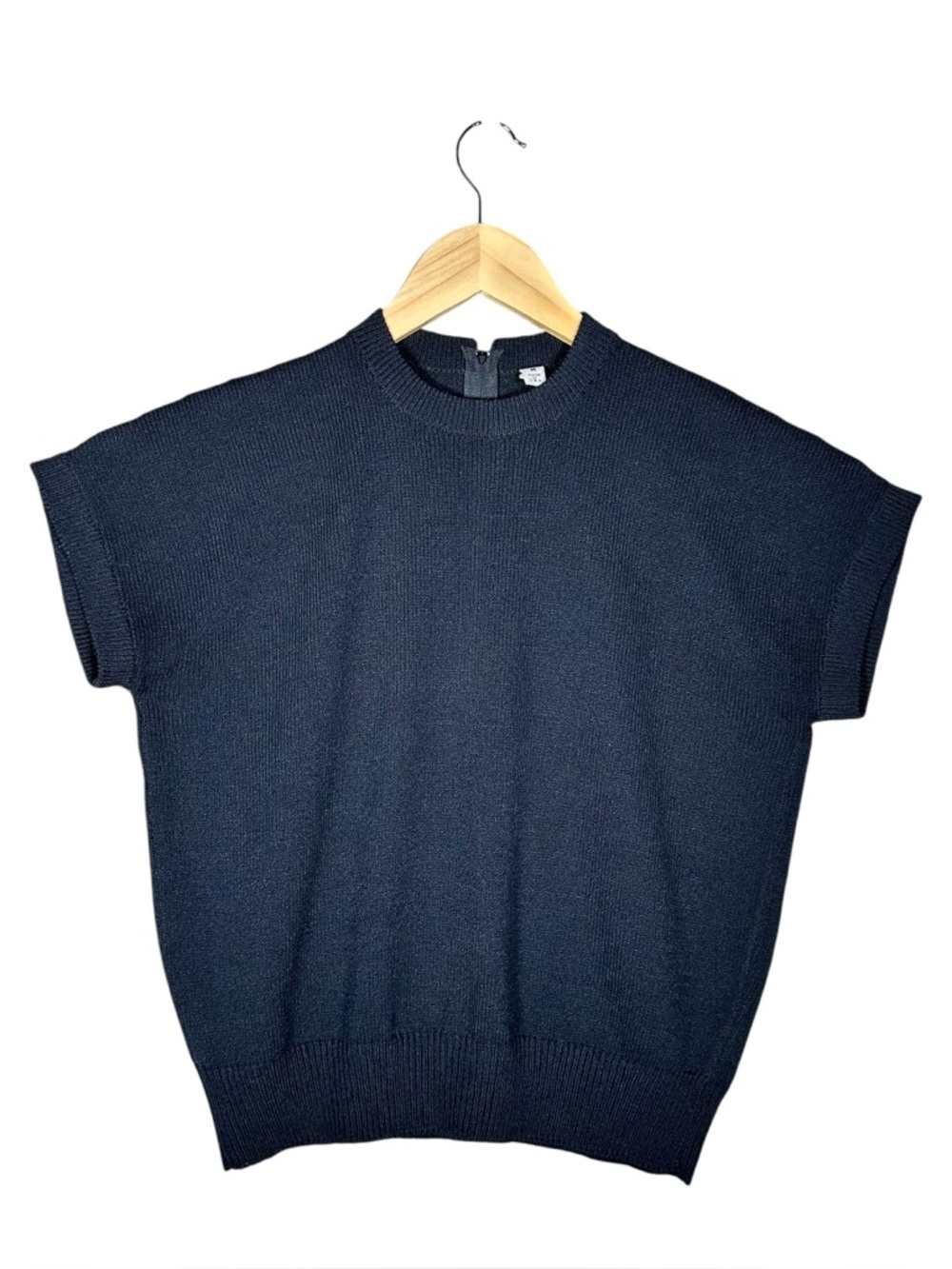 ST. JOHN Stretchy Silk Ribbed Knit Minimalist Top in black